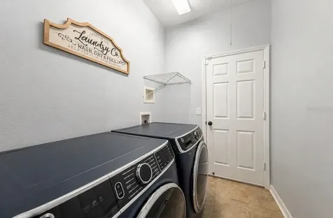 19328 Autumn Woods Avenue Tampa FL 33647