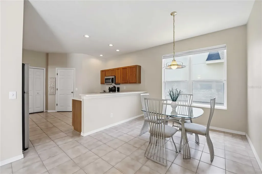 7740 Castleisland Drive Sarasota FL 34240
