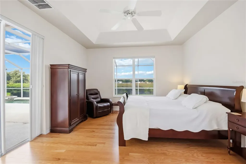 7740 Castleisland Drive Sarasota FL 34240