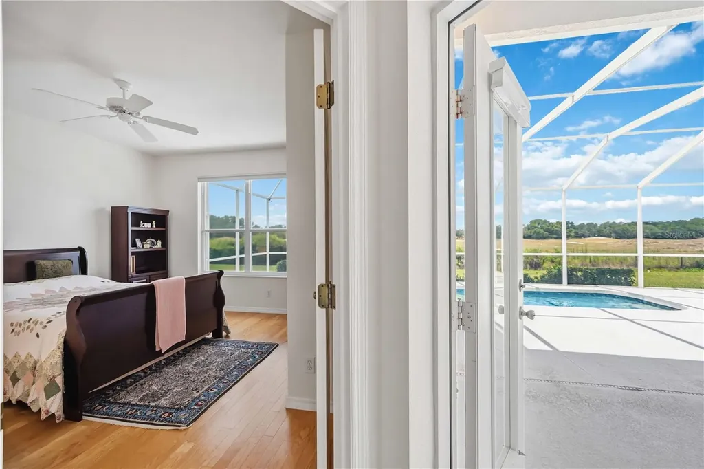 7740 Castleisland Drive Sarasota FL 34240