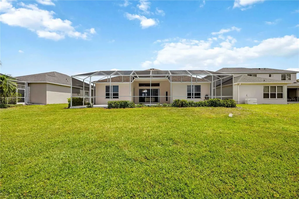 7740 Castleisland Drive Sarasota FL 34240