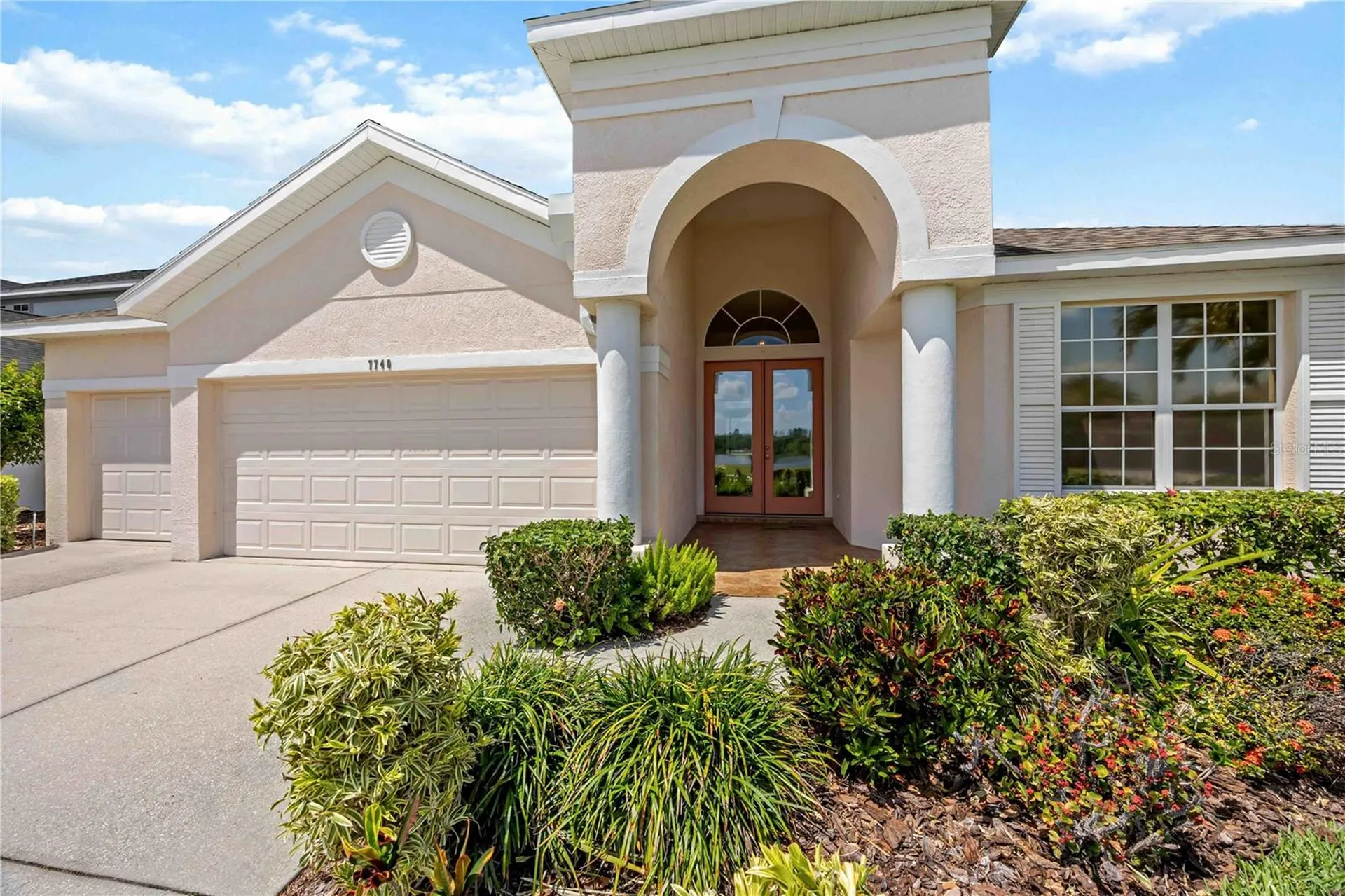 7740 Castleisland Drive Sarasota FL 34240