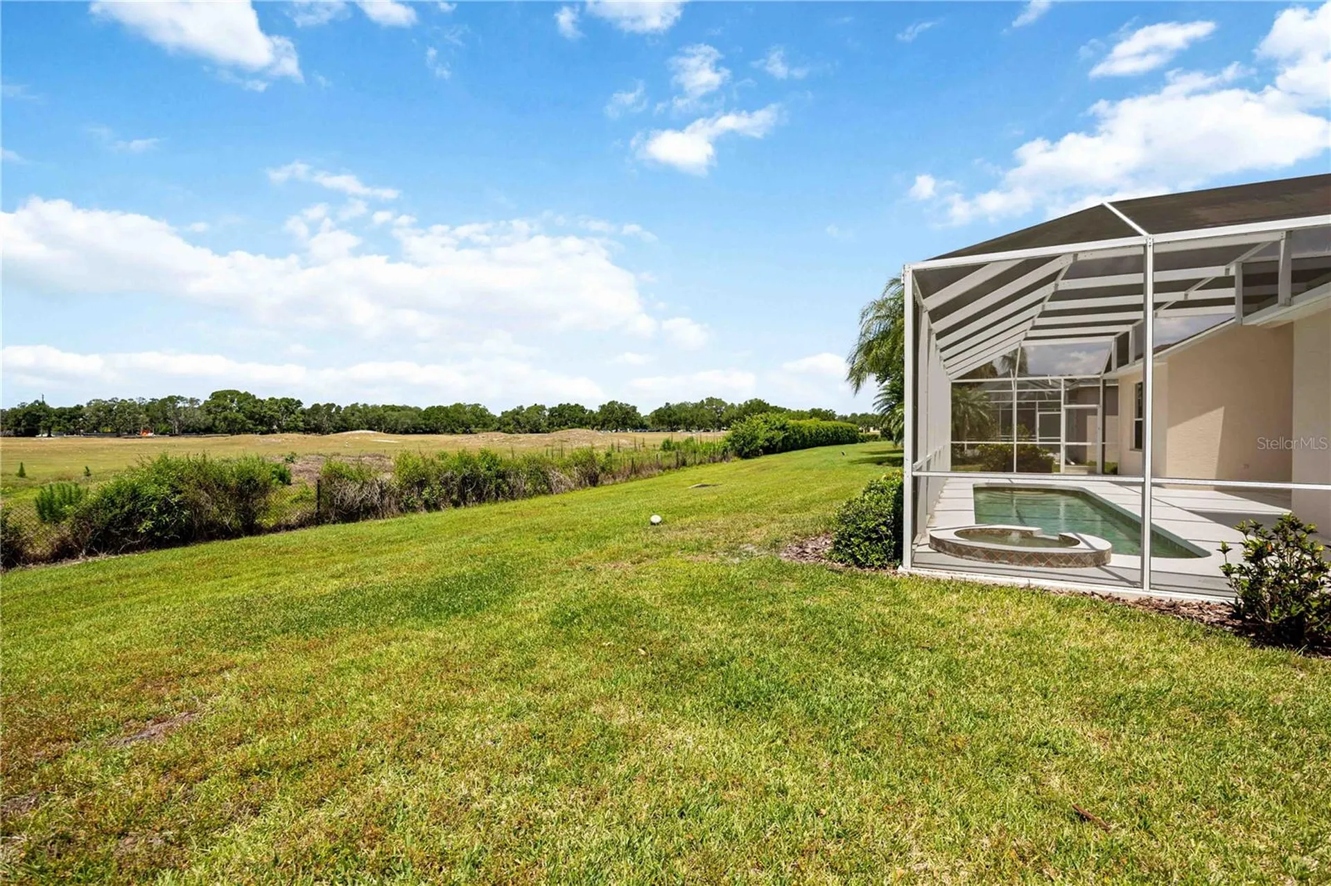 7740 Castleisland Drive Sarasota FL 34240