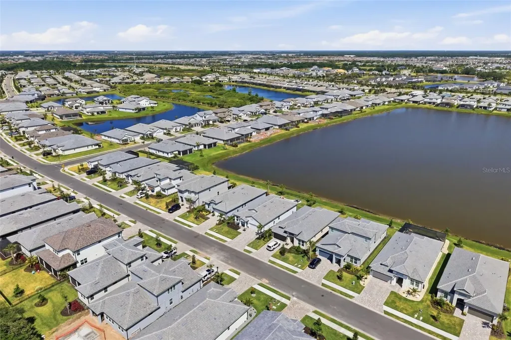 17237 Savory Mist Circle Bradenton FL 34211