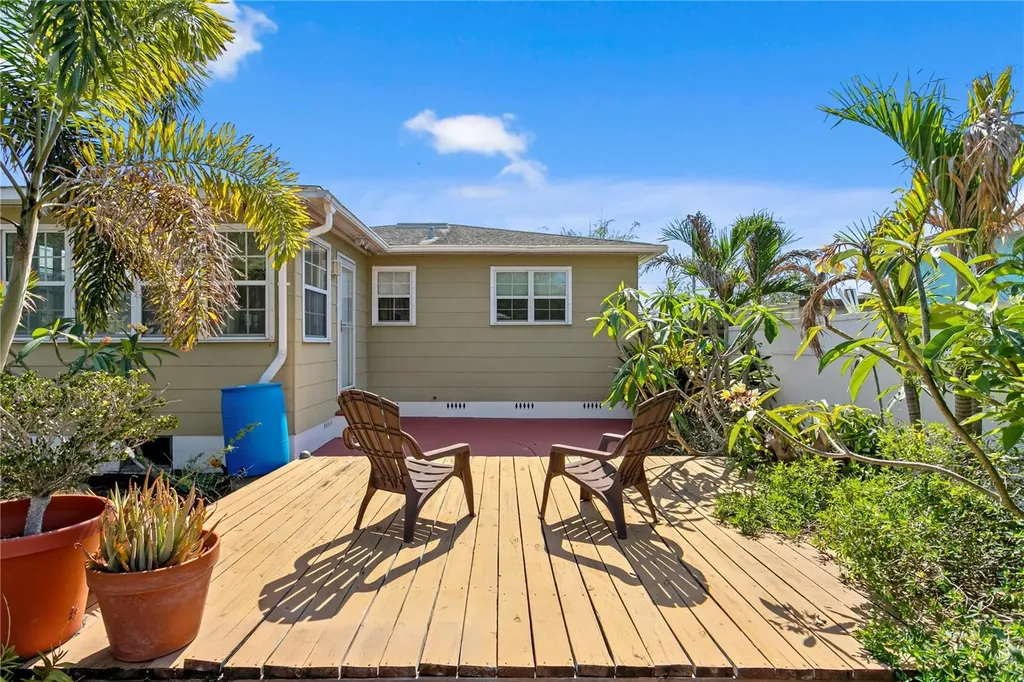 3140 Prescott Street N St Petersburg FL 33713