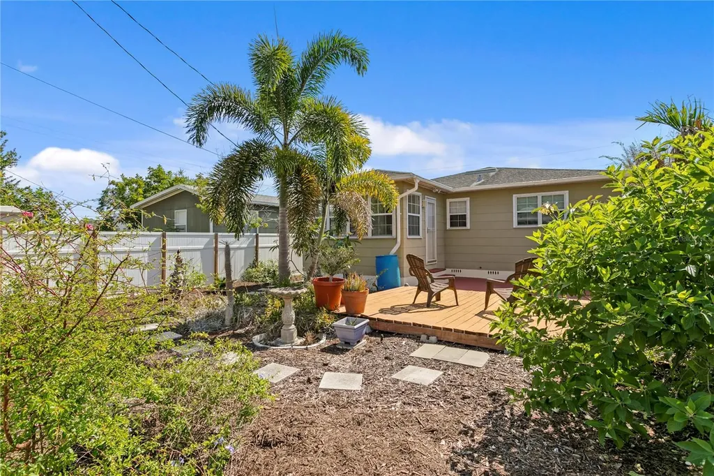 3140 Prescott Street N St Petersburg FL 33713