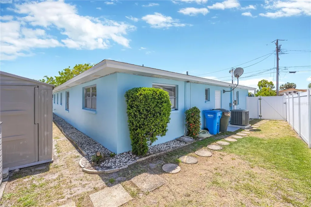 2155 Edythe Drive Dunedin FL 34698