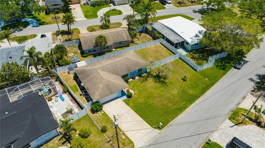 2155 Edythe Drive Dunedin FL 34698