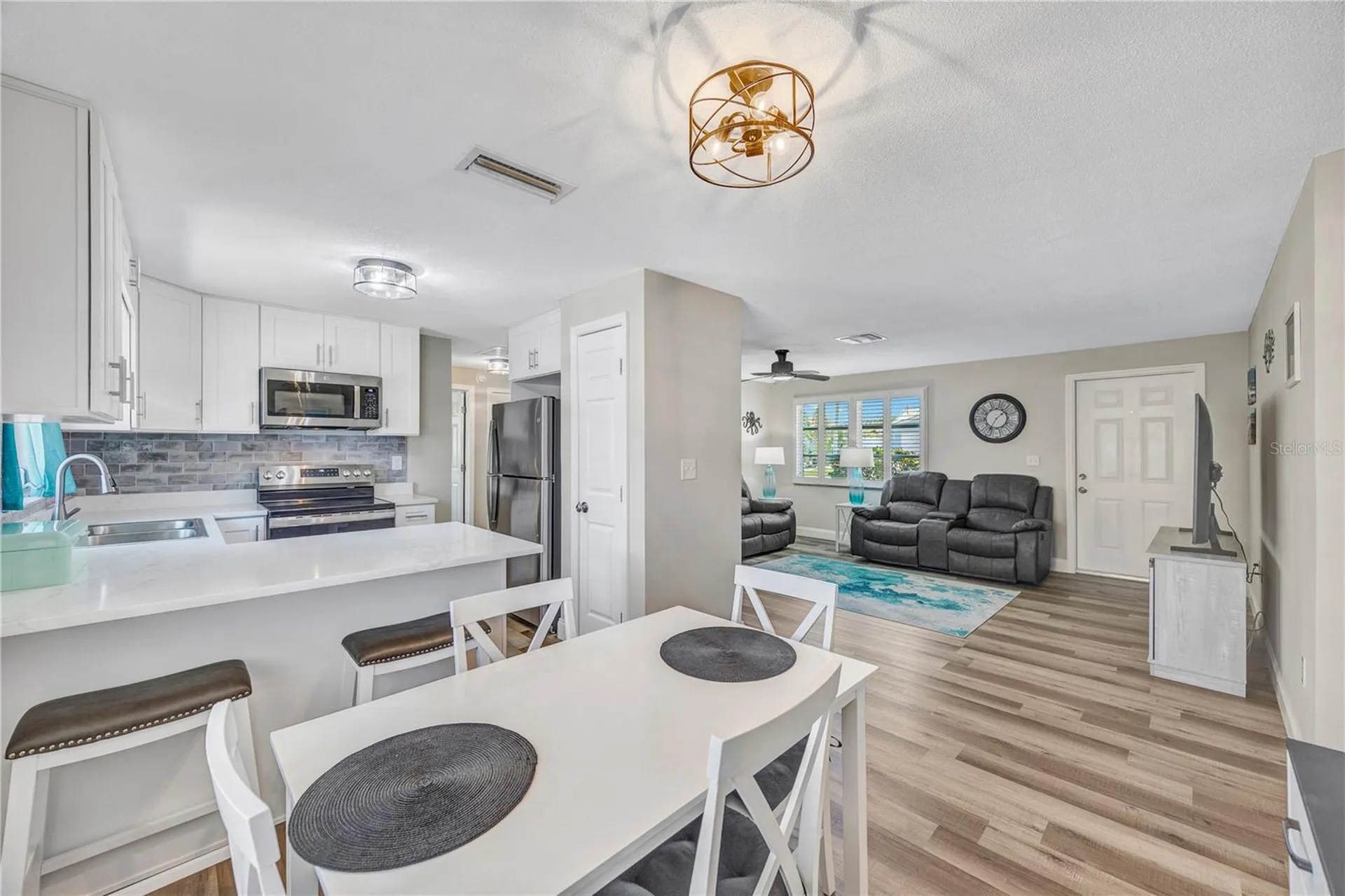 2155 Edythe Drive Dunedin FL 34698