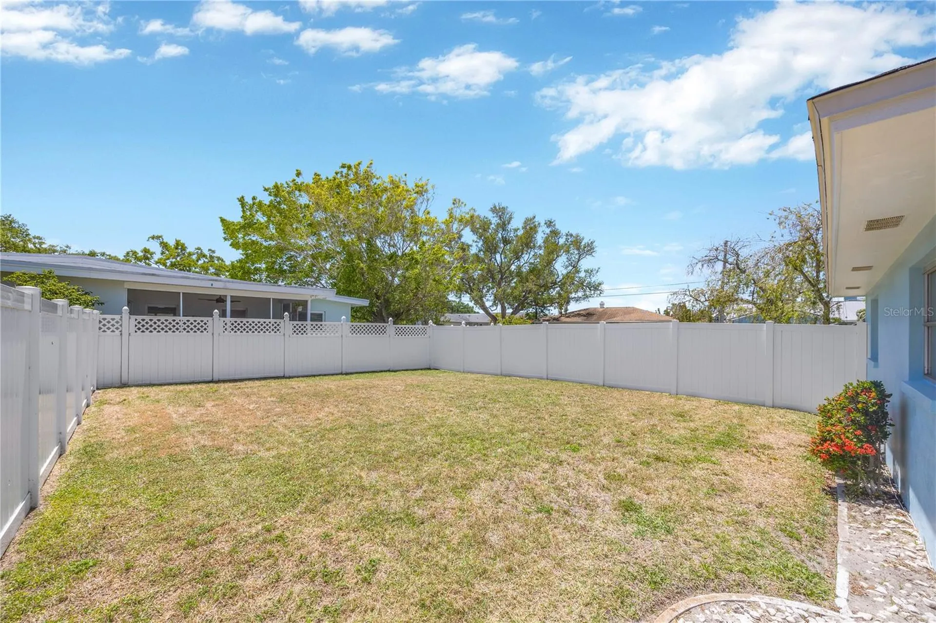 2155 Edythe Drive Dunedin FL 34698
