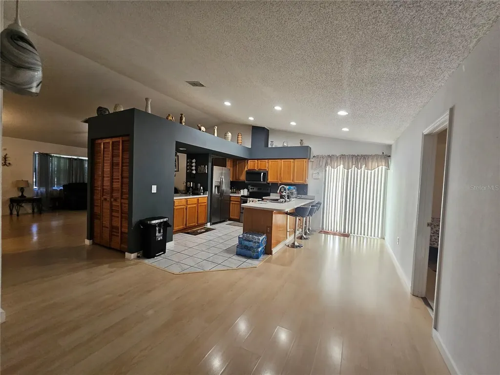 1885 Feather Tree Circle Clearwater FL 33765