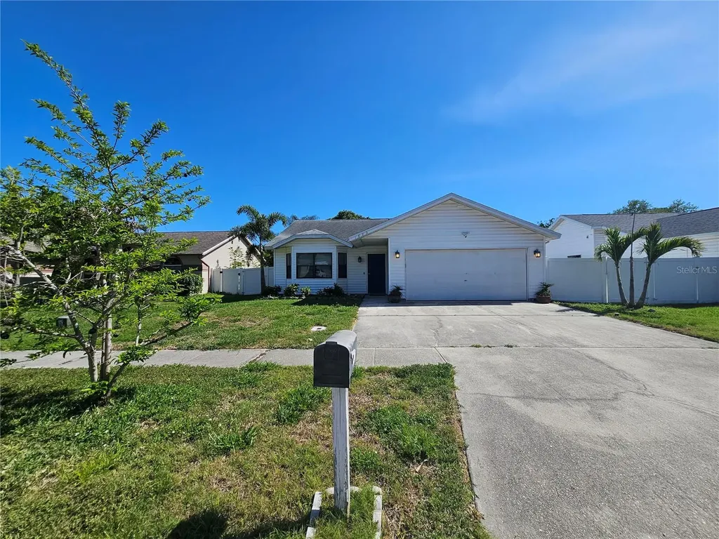 1885 Feather Tree Circle Clearwater FL 33765