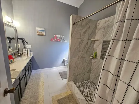 1885 Feather Tree Circle Clearwater FL 33765
