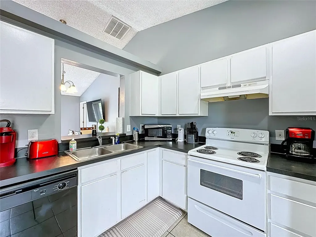 419 Wellesly Drive Davenport FL 33897