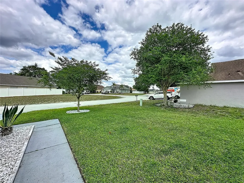 419 Wellesly Drive Davenport FL 33897