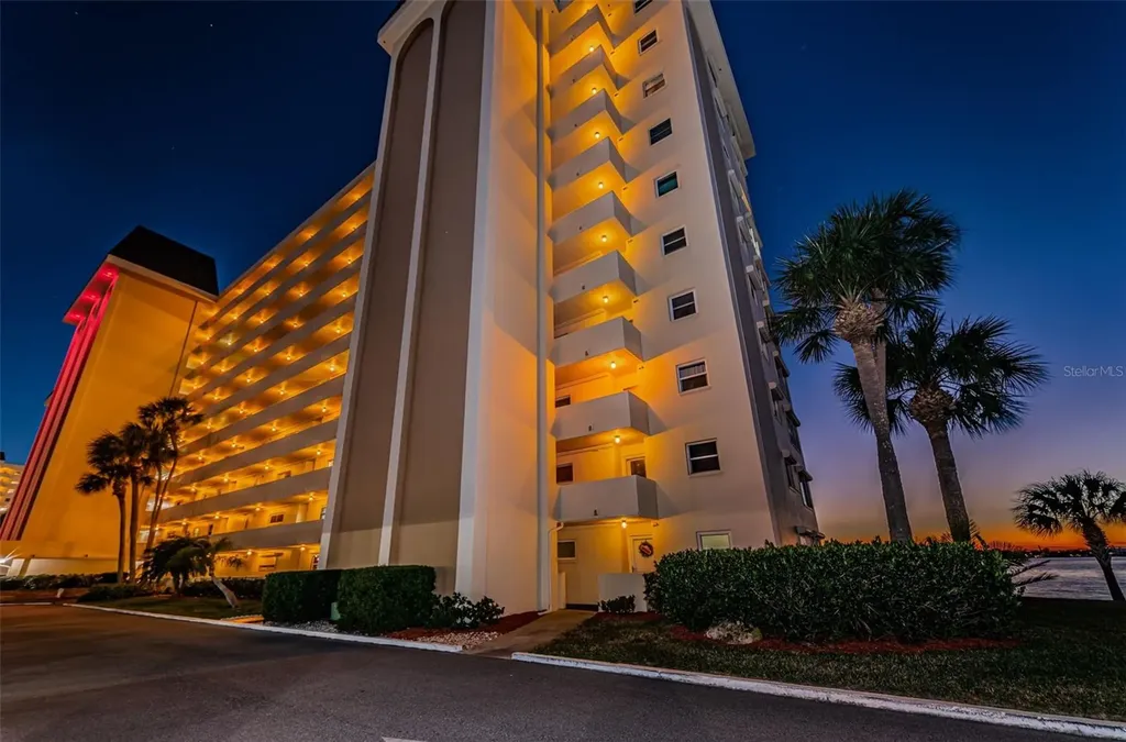 4750 Cove Circle St Petersburg FL 33708