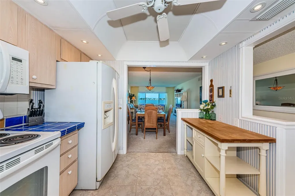 4750 Cove Circle St Petersburg FL 33708