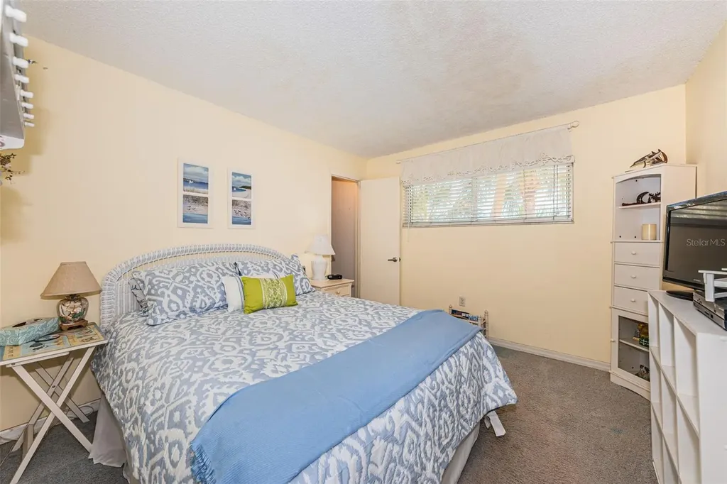 4750 Cove Circle St Petersburg FL 33708