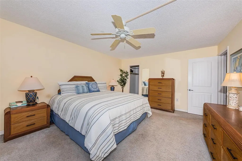 4750 Cove Circle St Petersburg FL 33708