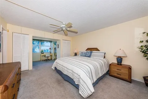 4750 Cove Circle St Petersburg FL 33708