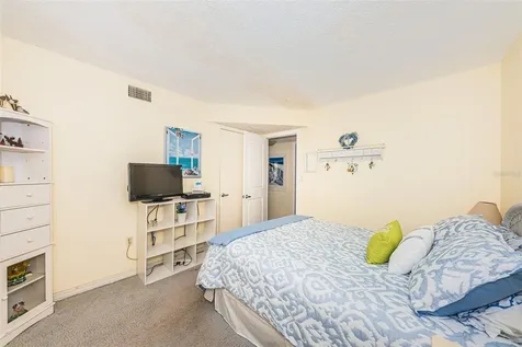 4750 Cove Circle St Petersburg FL 33708