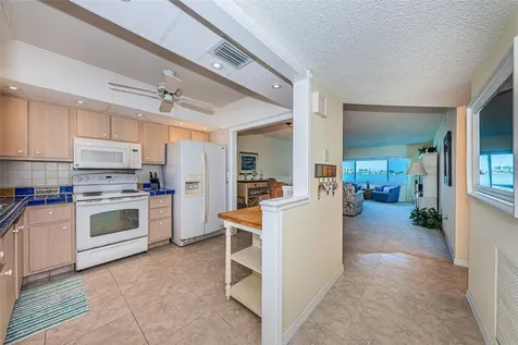 4750 Cove Circle St Petersburg FL 33708