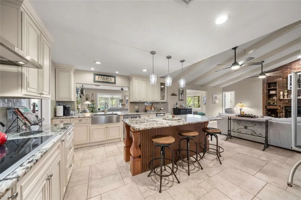 9525 SW 72nd Court Ocala FL 34476