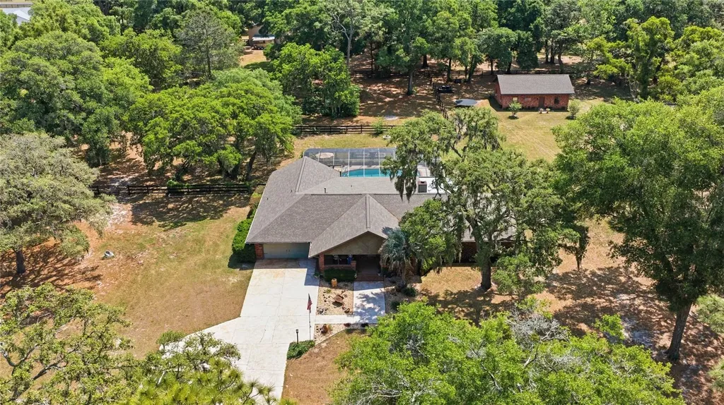 9525 SW 72nd Court Ocala FL 34476
