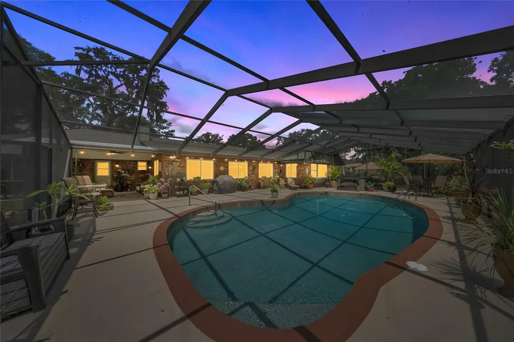 9525 SW 72nd Court Ocala FL 34476