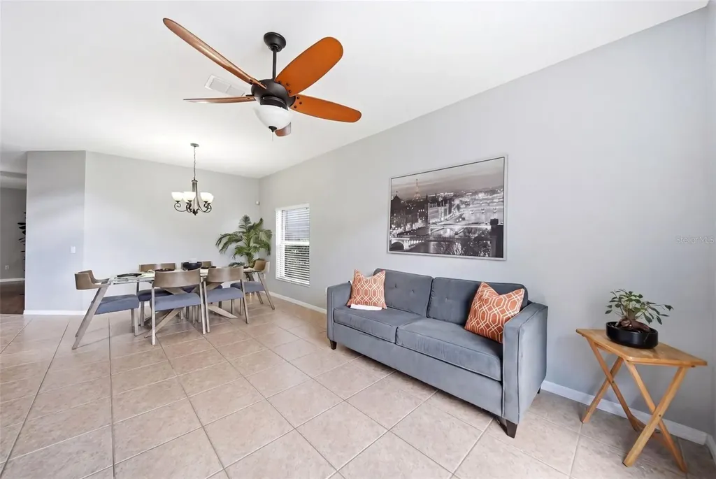 13425 Early Frost Circle Orlando FL 32828