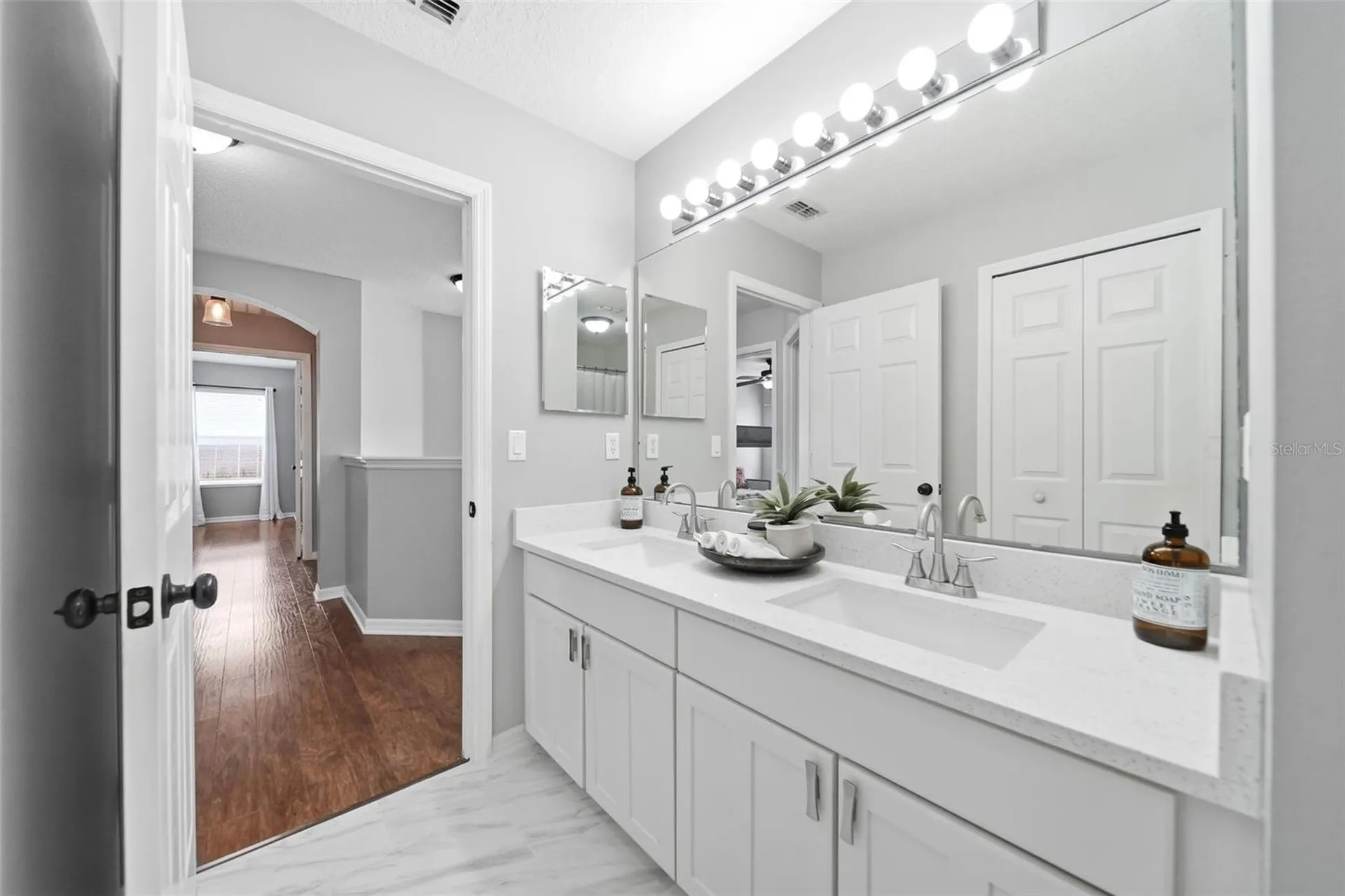13425 Early Frost Circle Orlando FL 32828