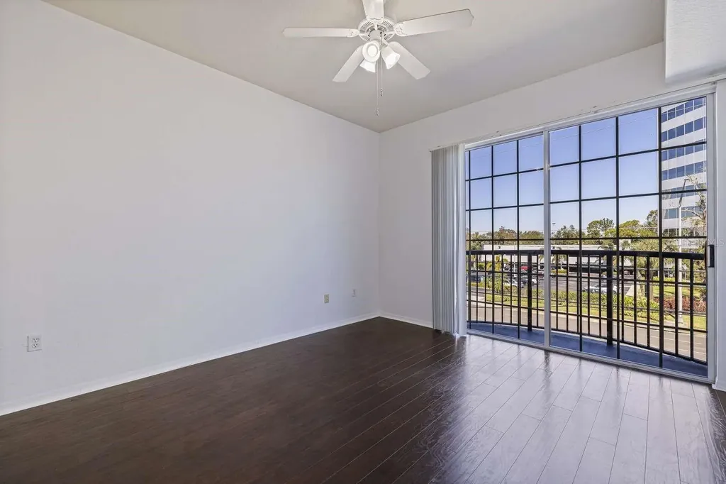 5252 W Kennedy Boulevard Tampa FL 33609
