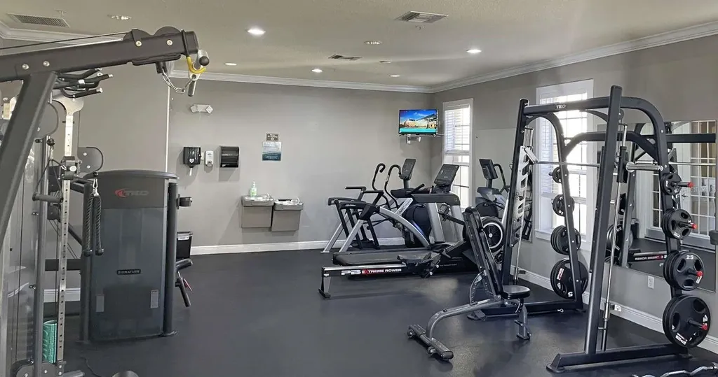 5252 W Kennedy Boulevard Tampa FL 33609