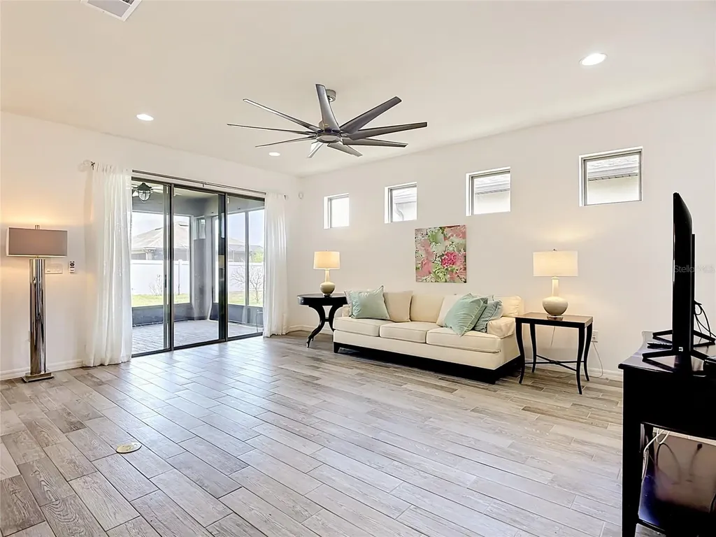 217 Montoro Lane Davenport FL 33837