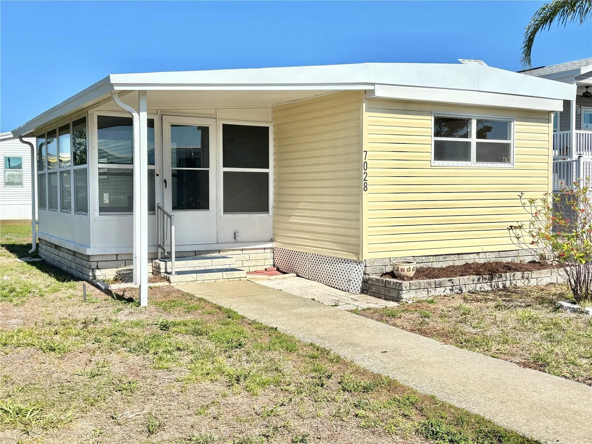 7028 Mount Jupiter Drive NE St Petersburg FL 33702