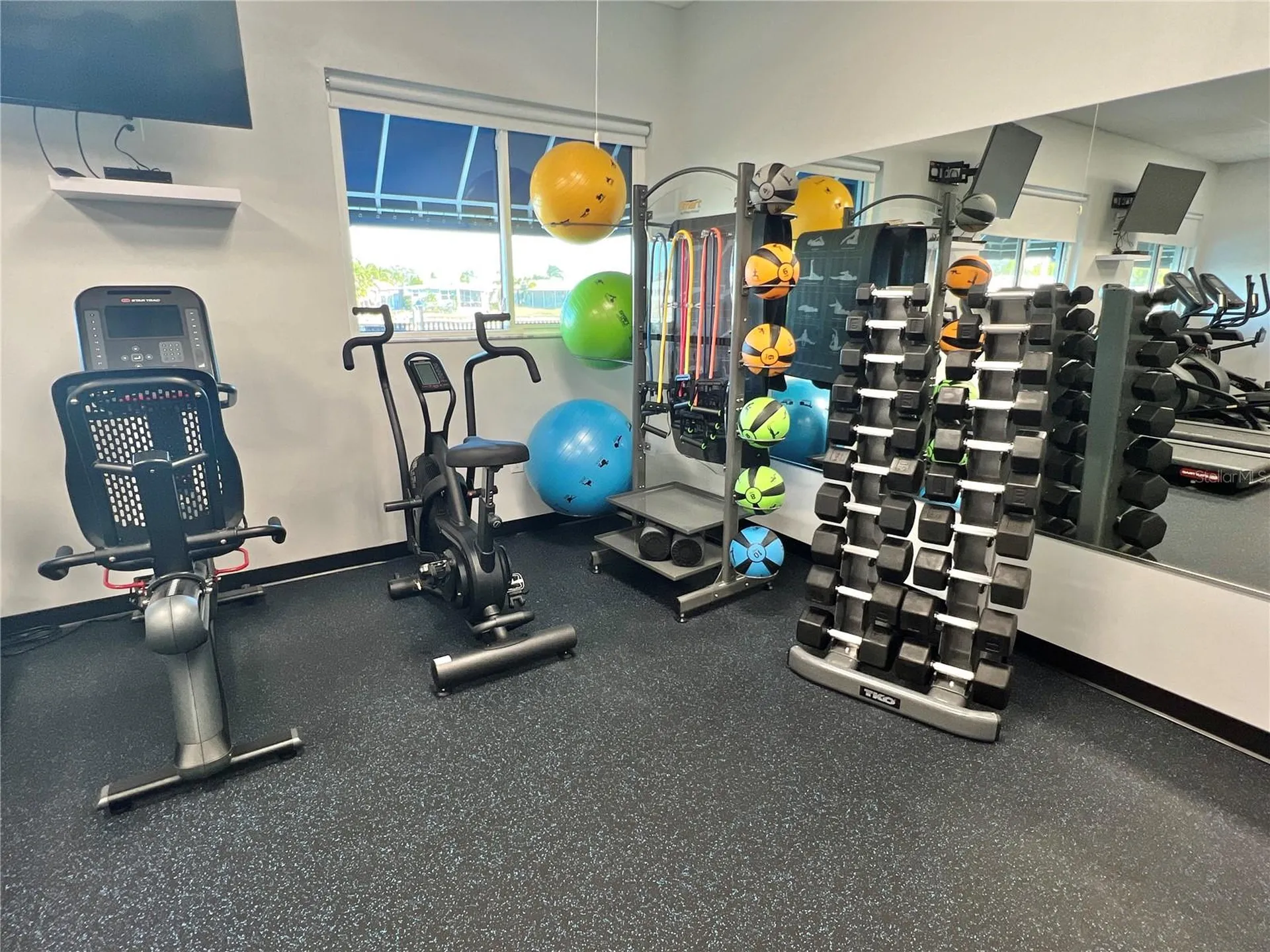 7028 Mount Jupiter Drive NE St Petersburg FL 33702