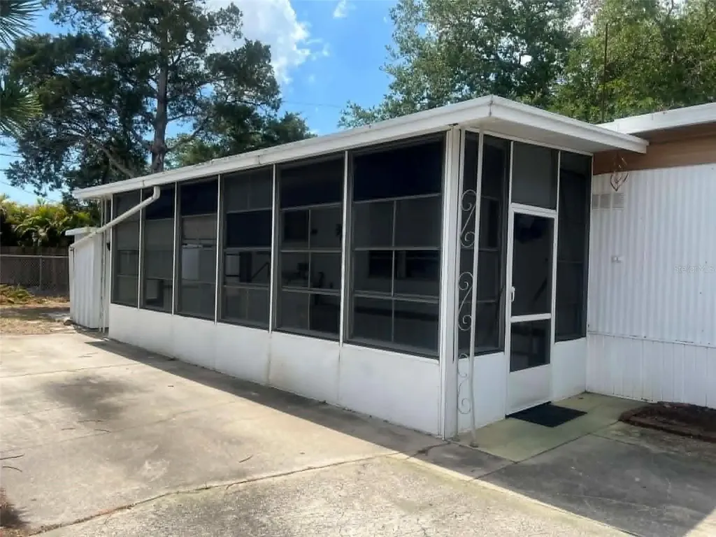 7801 34th Avenue N St Petersburg FL 33710