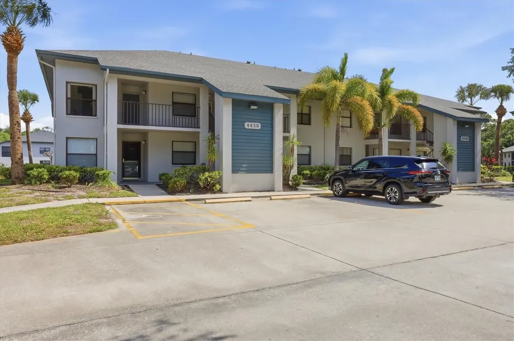 4430 47th Avenue W Bradenton FL 34210