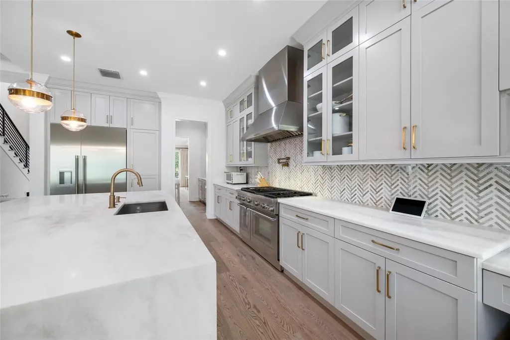 2623 S Parkview Street Tampa FL 33629