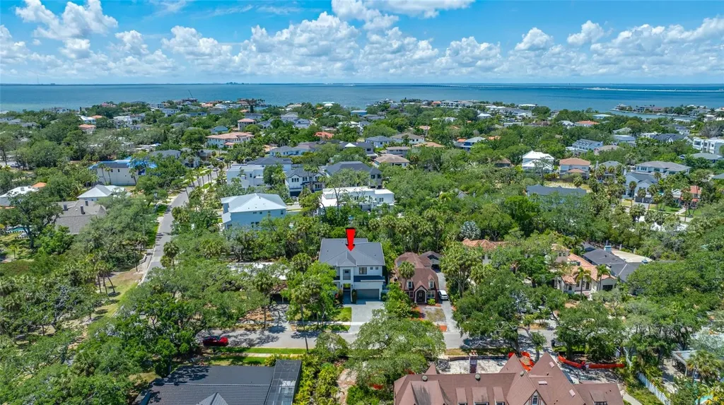 2623 S Parkview Street Tampa FL 33629