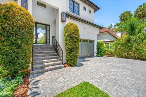 2623 S Parkview Street Tampa FL 33629