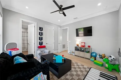 2623 S Parkview Street Tampa FL 33629