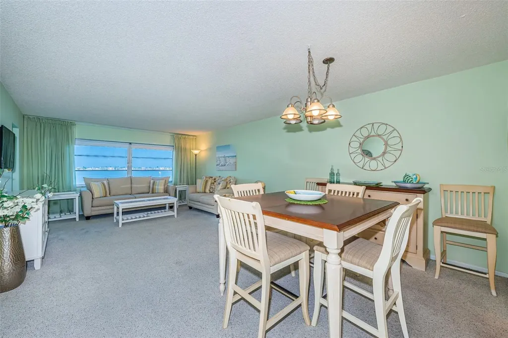 4750 Cove Circle St Petersburg FL 33708