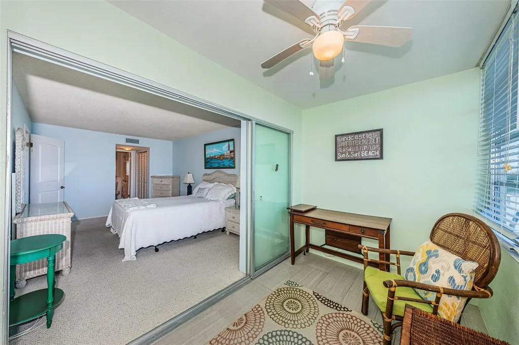 4750 Cove Circle St Petersburg FL 33708