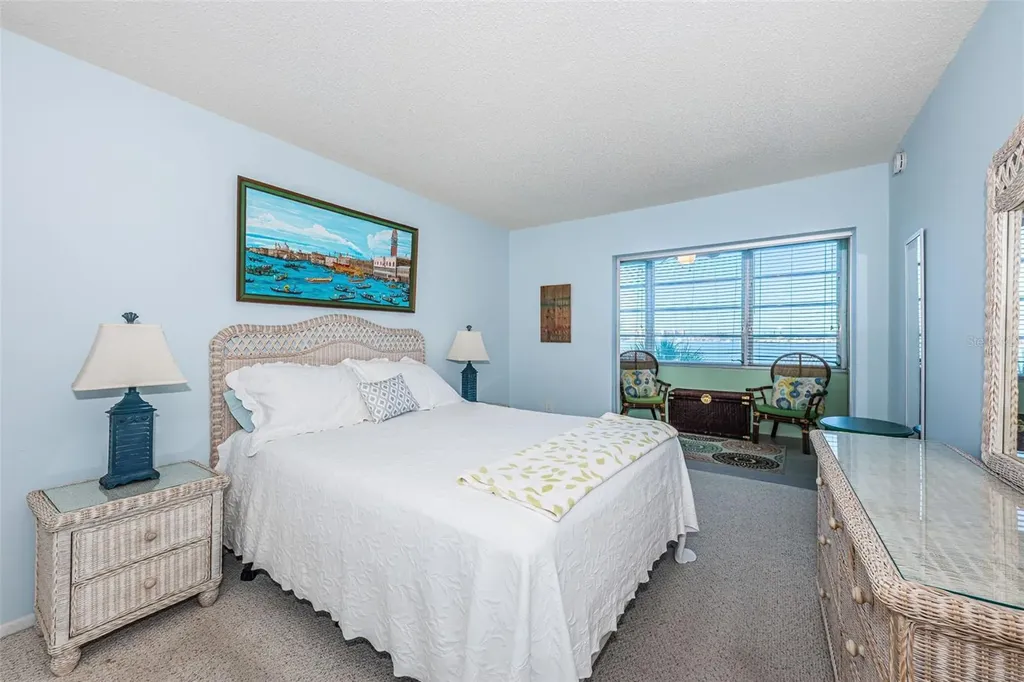 4750 Cove Circle St Petersburg FL 33708