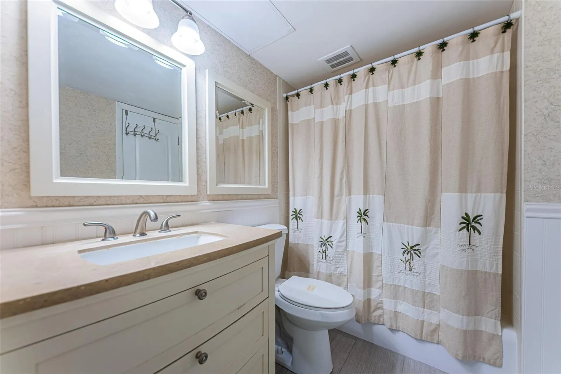 4750 Cove Circle St Petersburg FL 33708