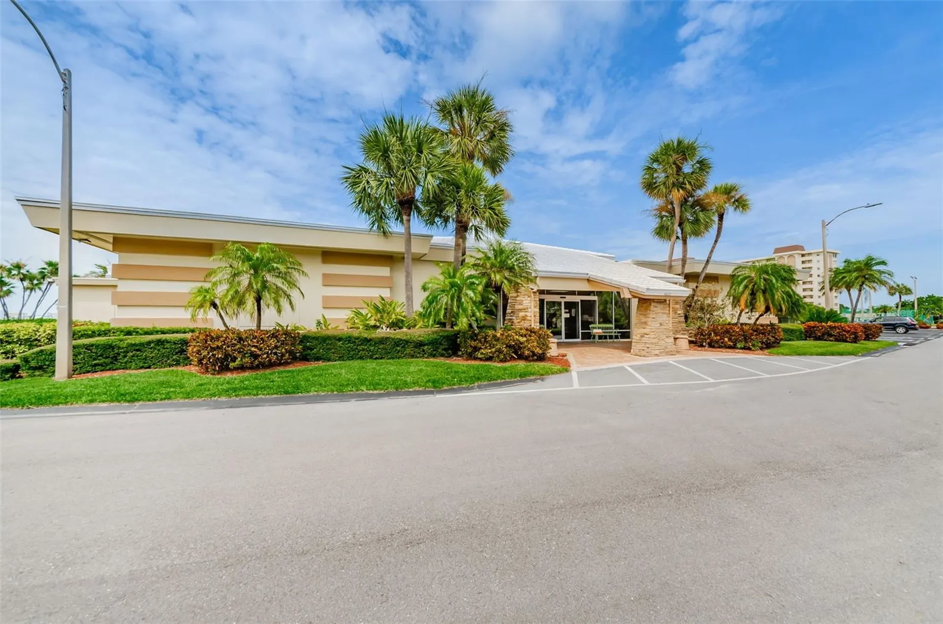 4750 Cove Circle St Petersburg FL 33708