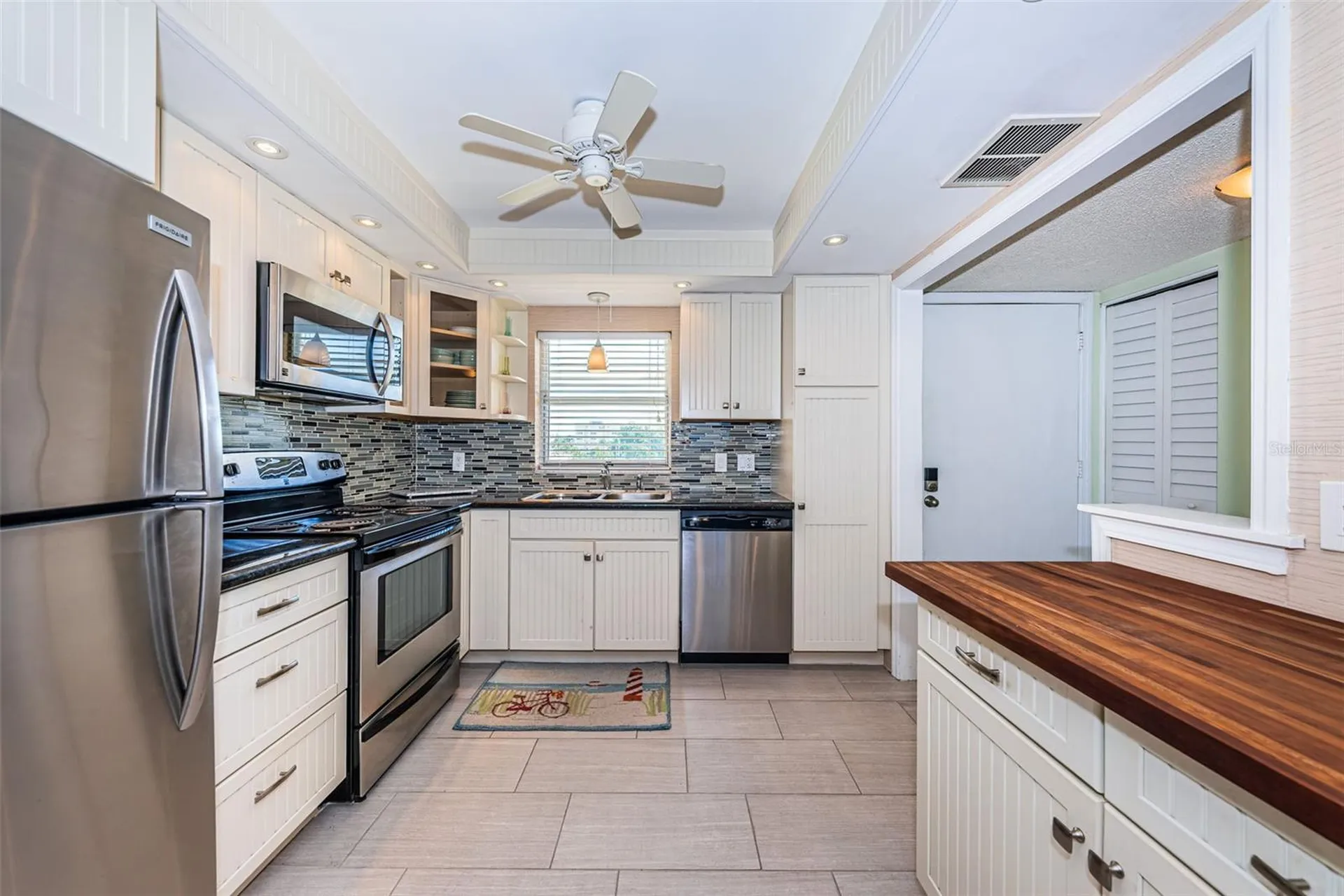 4750 Cove Circle St Petersburg FL 33708