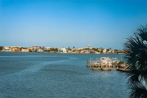 4750 Cove Circle St Petersburg FL 33708