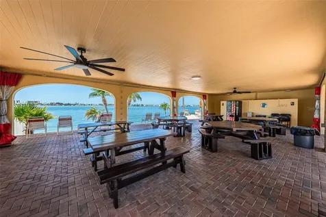 4750 Cove Circle St Petersburg FL 33708